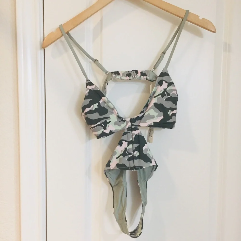 FRANKIE'S BIKINIS Camo Corset Cheeky Bikini Set Size MEDIUM Swimsuit Beach $195